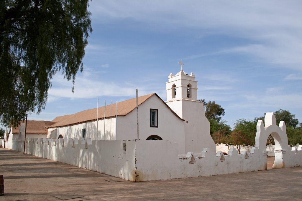 Kirche in San Pedro de Atacama...C by americatramp