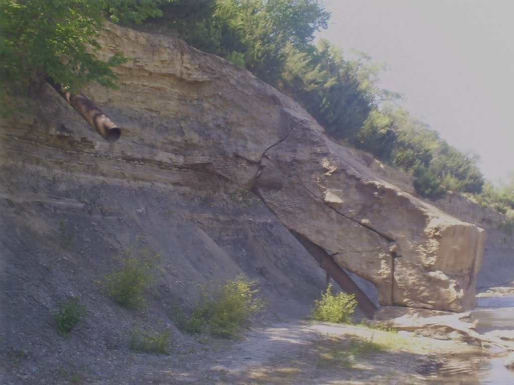 Indian Rock Park, Tube Rock, Southside by "Teary Eyes" Anderson