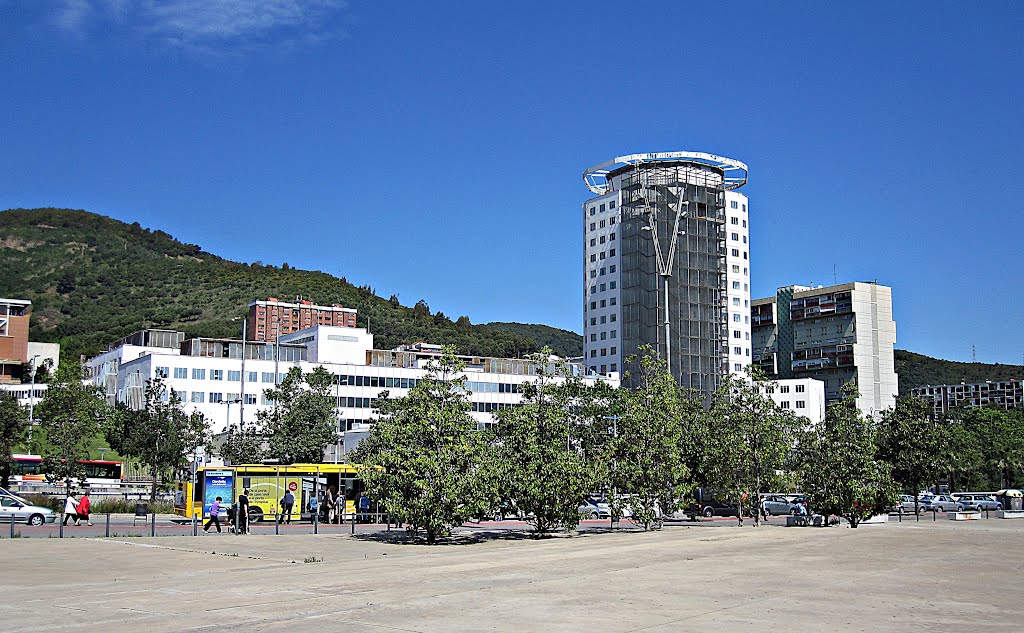 Hospital Infantil de la Vall d'Hebron by pdelaf