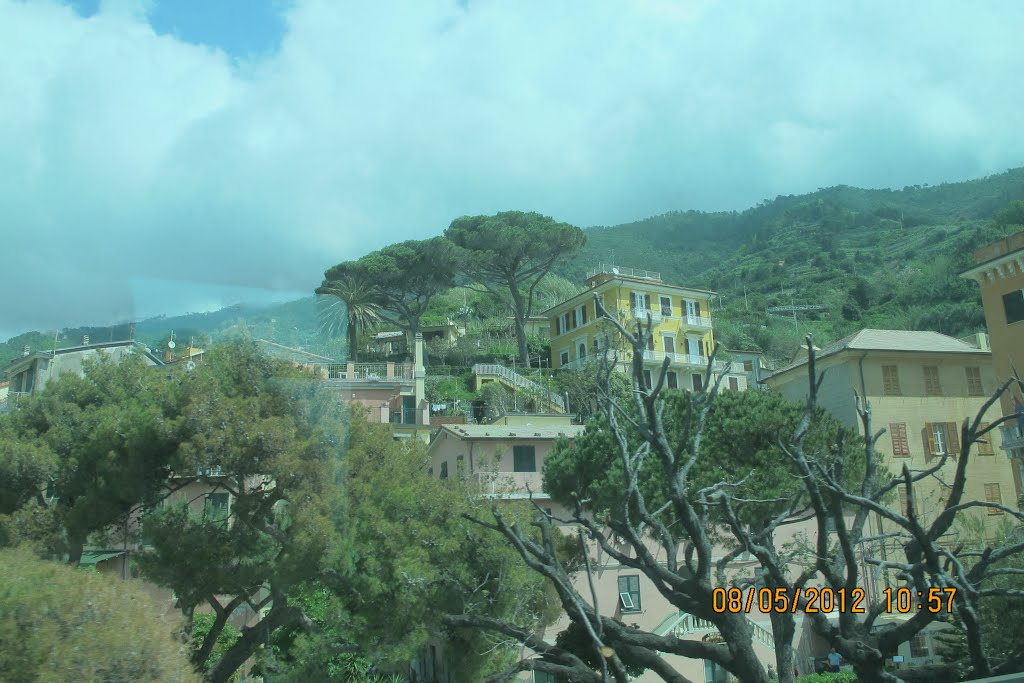 Levanto colline by Antonio Laudani