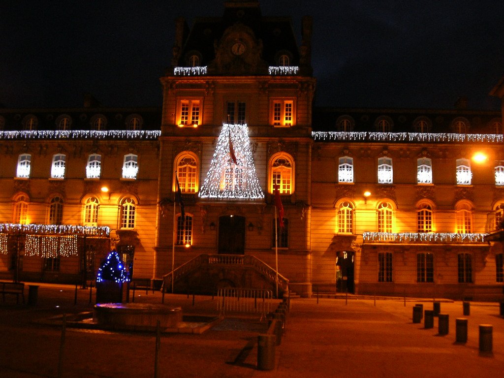 Place de la mairie coutances a noel by marie-claire