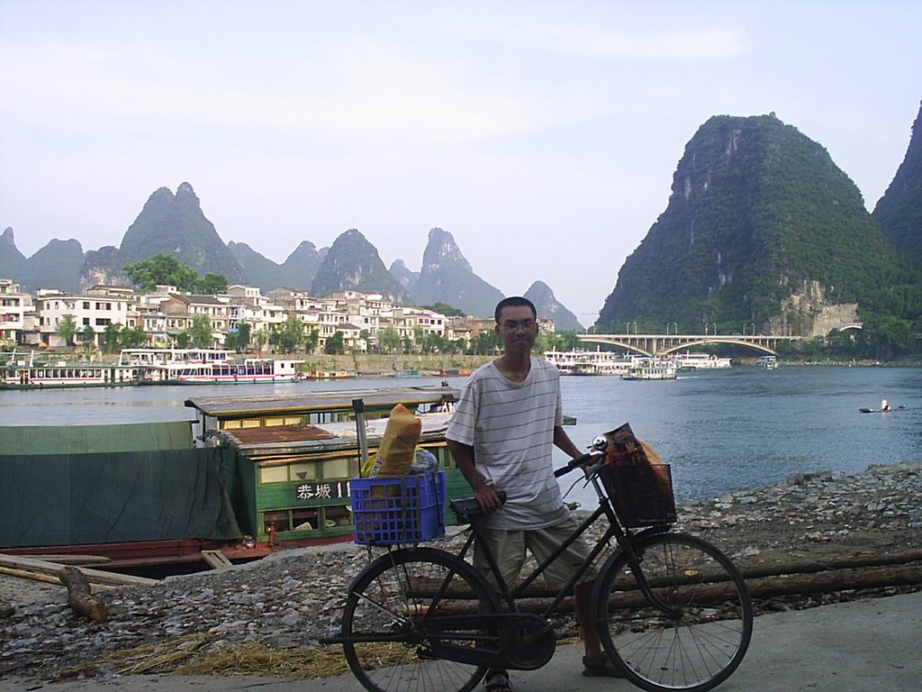 Beisids Li River, at Yangshuo GuiLin City Guangxi province,south china by wilson Iee