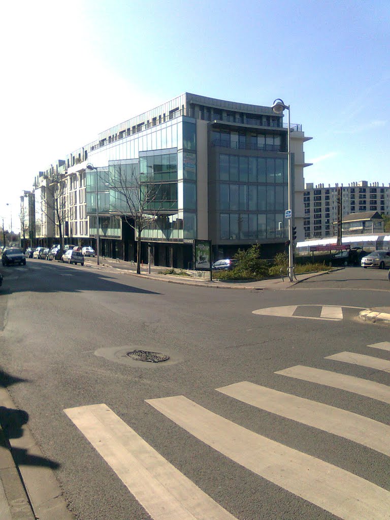 Hotel Citéa, Rue Edouard Vaillant, Tours. by ADJOUDJ