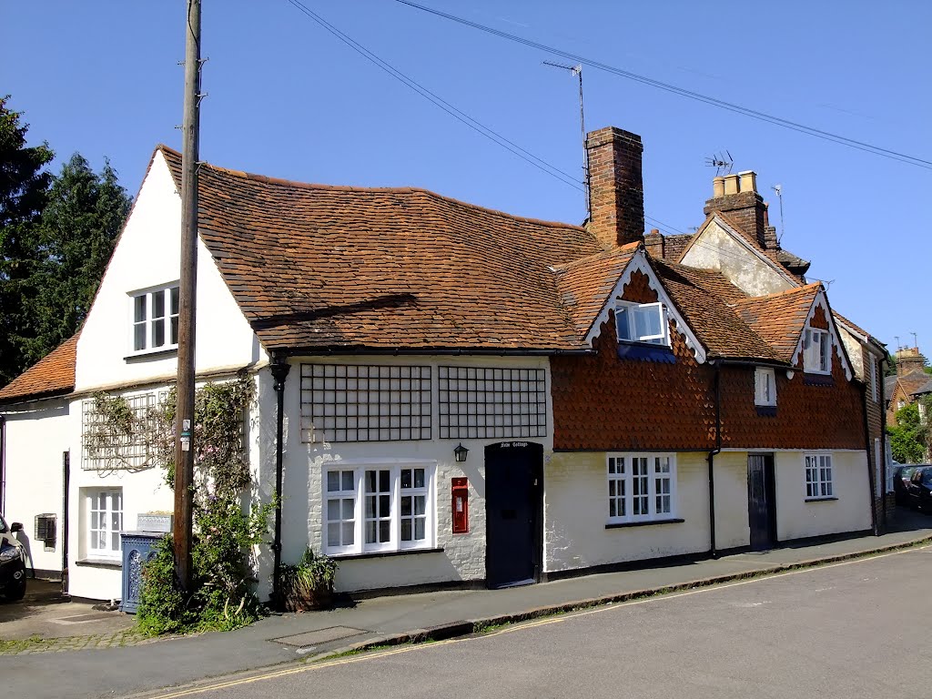 Church Street Great Missenden by Peter Gooding