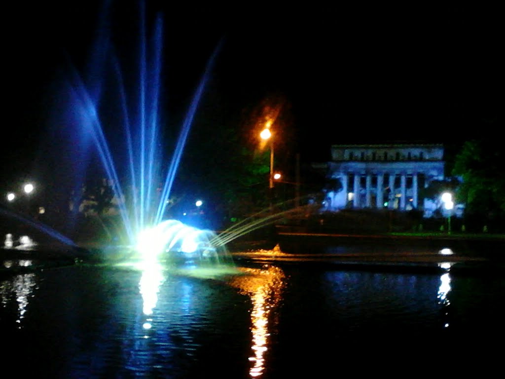 Lagoon at night... by JULAGS