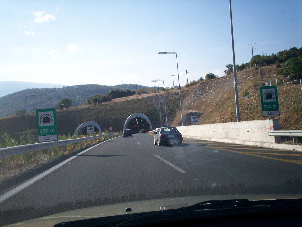 Τα εκπληκτικά τούνελ στην Εγνατία Οδό, τμήμα Βέροιας - Κοζάνης by Δαμιανός Κράπης - Da…