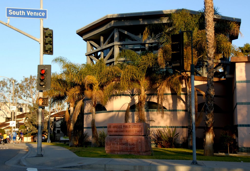 The Venice Public Library at First Light by Hank Waxman