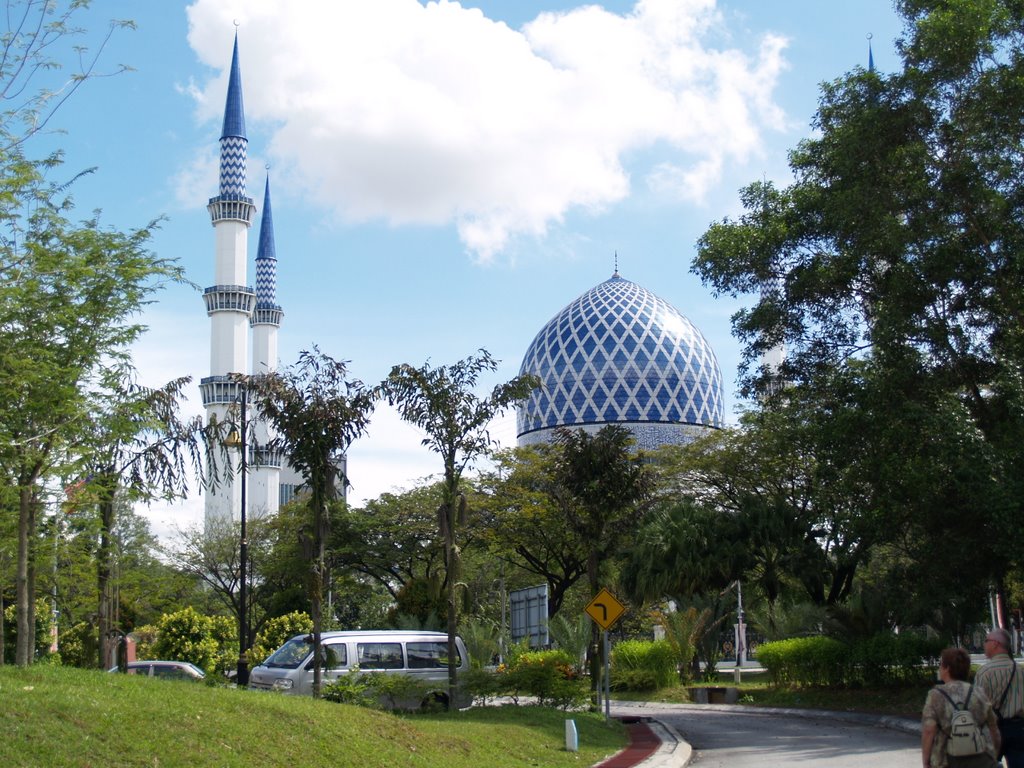 Shah alam by Tonnie Hofhuis