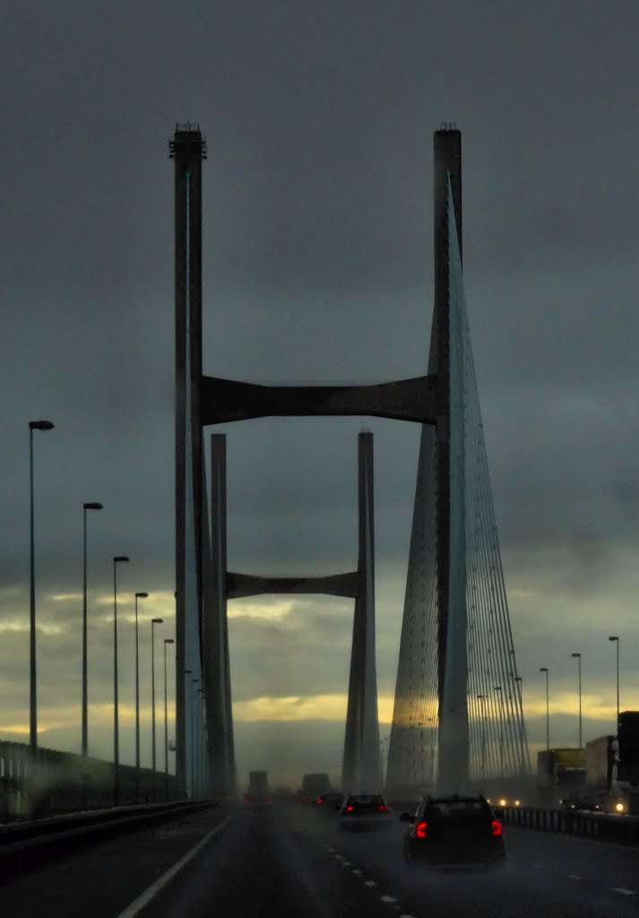 Severn Bridge over the Bristol Chanell by MariuszTarapata