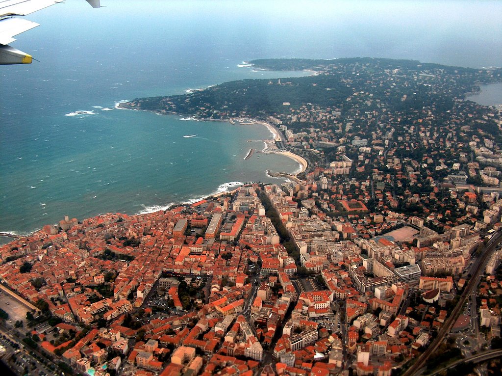 Antibes air view by Péter Kesselyák