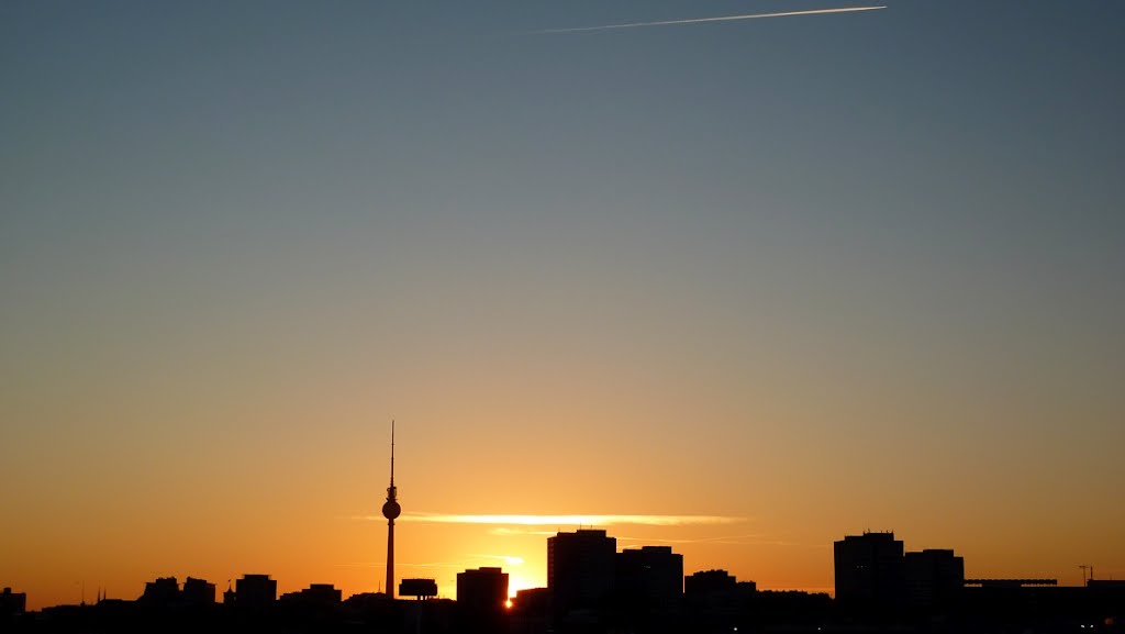 Sonnenuntergang über Berlin-Mitte by patrique3000