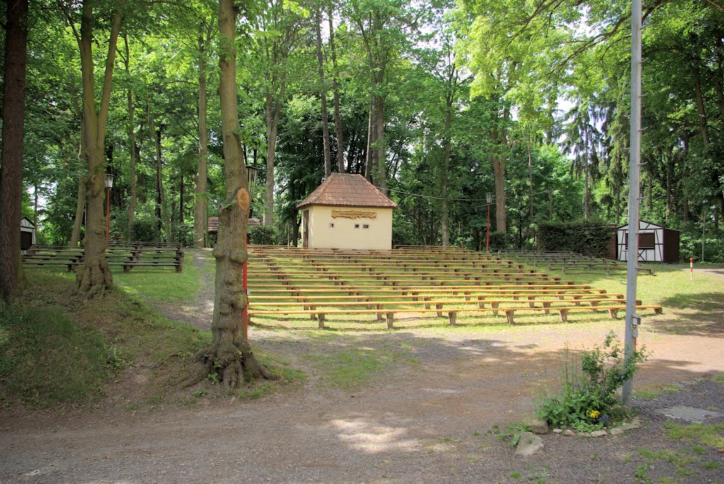 "Freilichtbühne" an der Kemenate - Orlamünde, n.N-W (i) by Herzi♥81