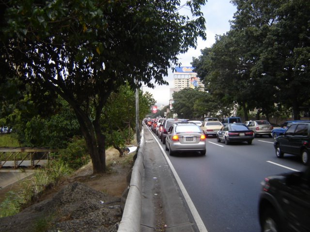 Autopista Francisco Fajardo, San Agustín sentido Este - Oeste by Oniwabanshuu