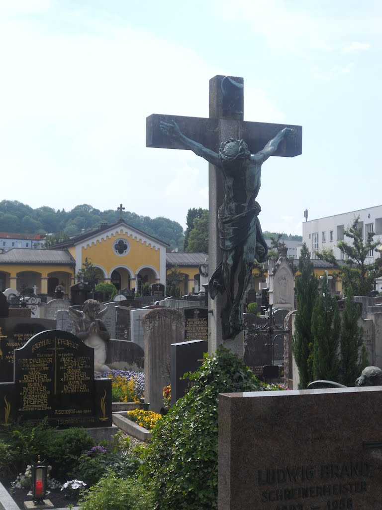 Kreuz auf dem Alten Friedhof by Christoph Rohde