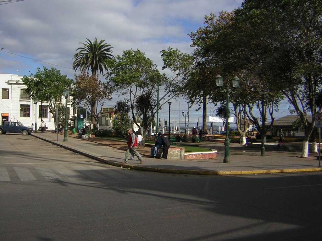 Plaza de San Antonio by Huayna