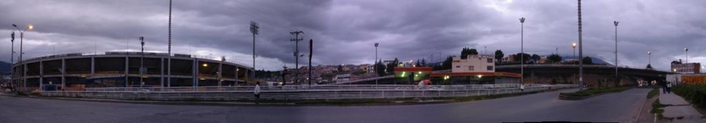 Estadio Libertad panoramico by Gabriel Salas Troya