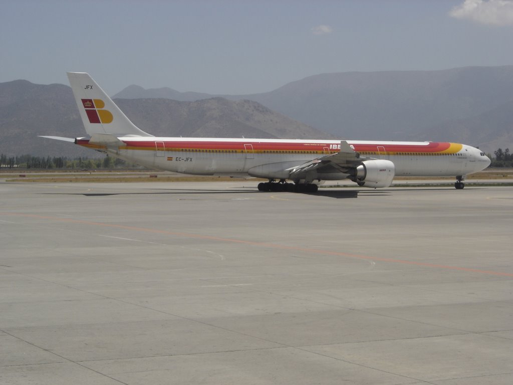 IB 346 (EC-JFX), Santiago (SCL), Chile. by André Bonacin