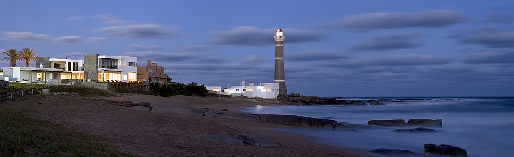 FARO DE JOSÉ IGNACIO by MARTIN DE ROSSA