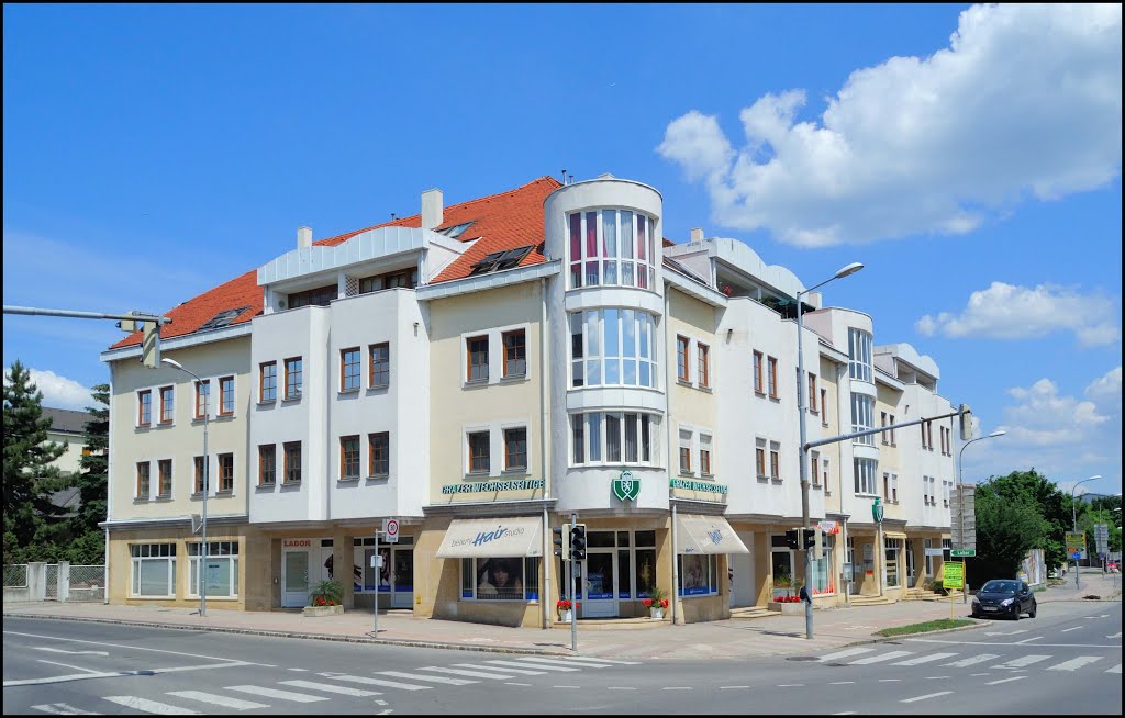 Neusiedler Straße 35 -37, Eisenstadt by Robert Heilinger