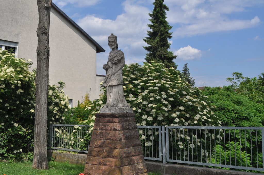 Nepomuk-Statue am Ortseingang Rheinhausen von Siegfried Kremer by Siegfried Kremer Philippsburg