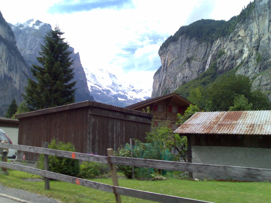 Valei of laterbrunnen by sjecko