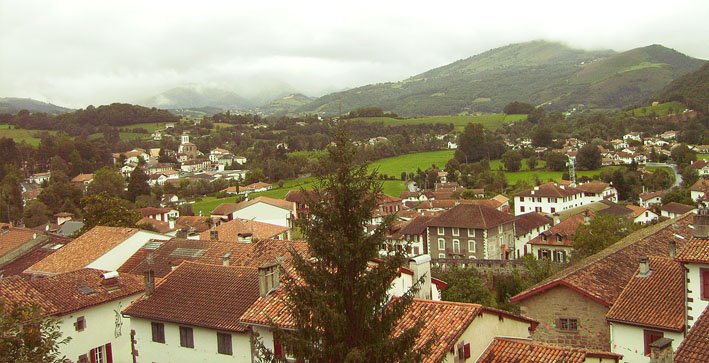 St Jean Pied de Port by Stéphane Messiers