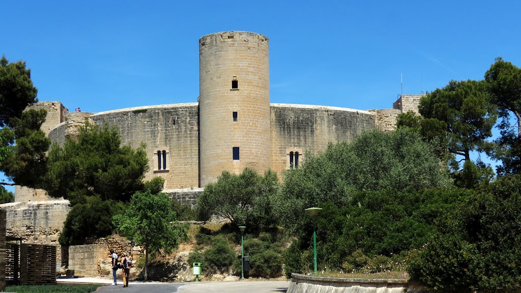 Castell de Bellver by BentA.Photo