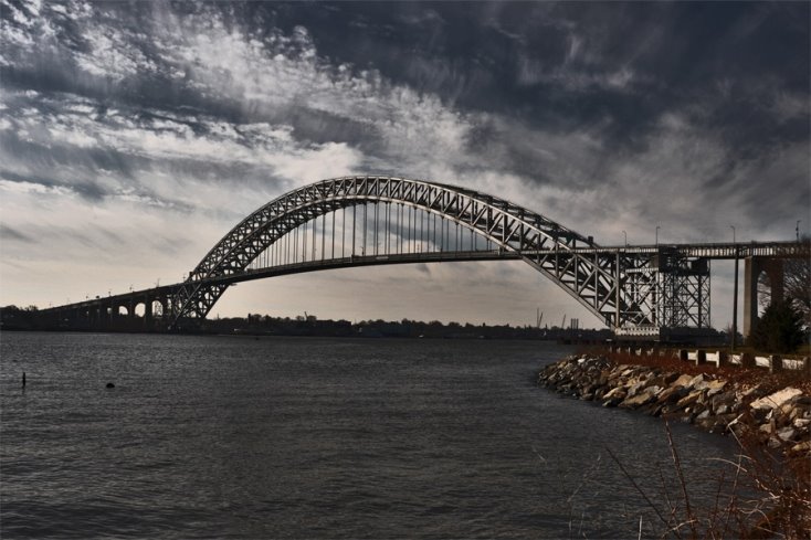 Bayonne Bridge, Bayonne, NJ by Les Truchel