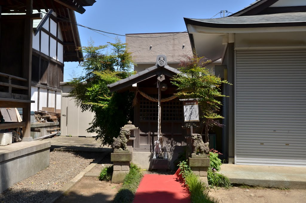 Suwa-Jinja 諏訪神社 (2012.05.13) by k.takita