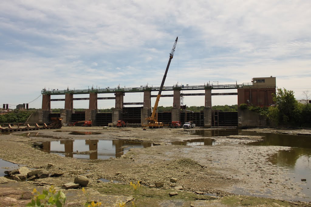 Bear trap dam construction by keithyearman