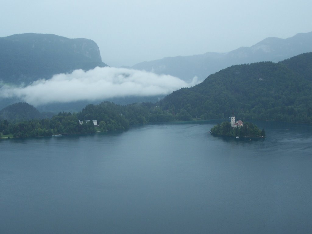 Piove...nel lago by ©marica ferrentino