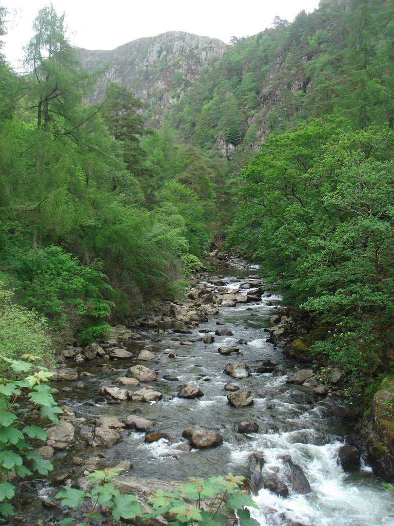 Aberglaslyn Pass by DrainBamage