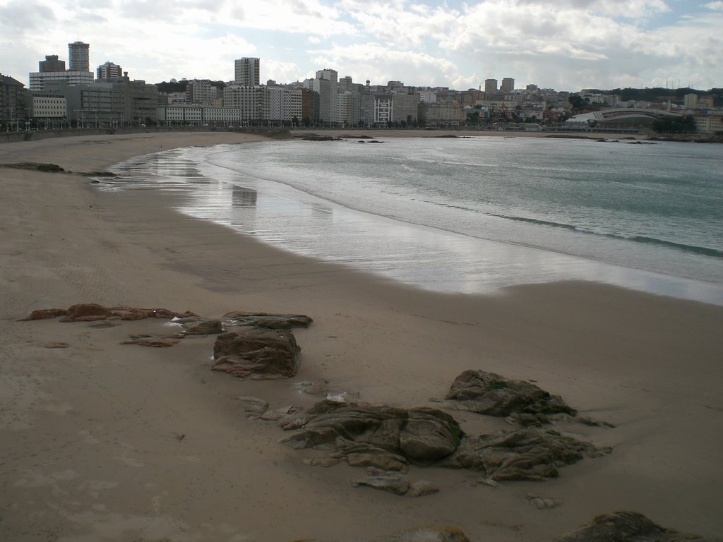 A Coruña (Playa del Orzán) by Luigi Donna