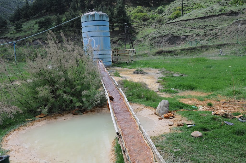 Borjomi mineral water source by yurivict