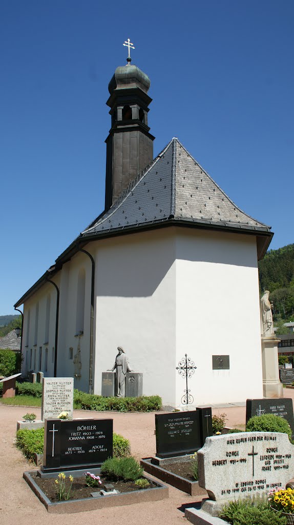 Friedhof Kapelle St. Michael - Sankt Blasien by Piter Wilde