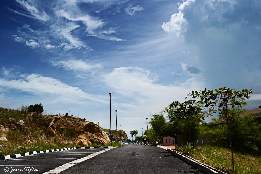 Hot afternoon at Batu Kawan by Jason Tan