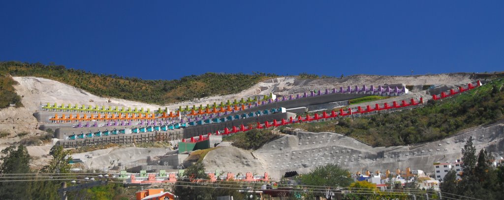 Colorful houses, Chilpancingo, Mexico by Gunnar Maehlum