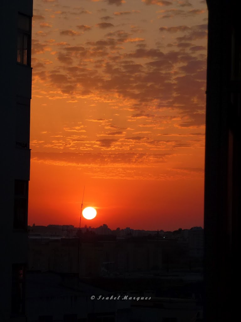 The Last Sunrise of May 2012 - LISBOA, PORTUGAL by Isabel  R. Marques