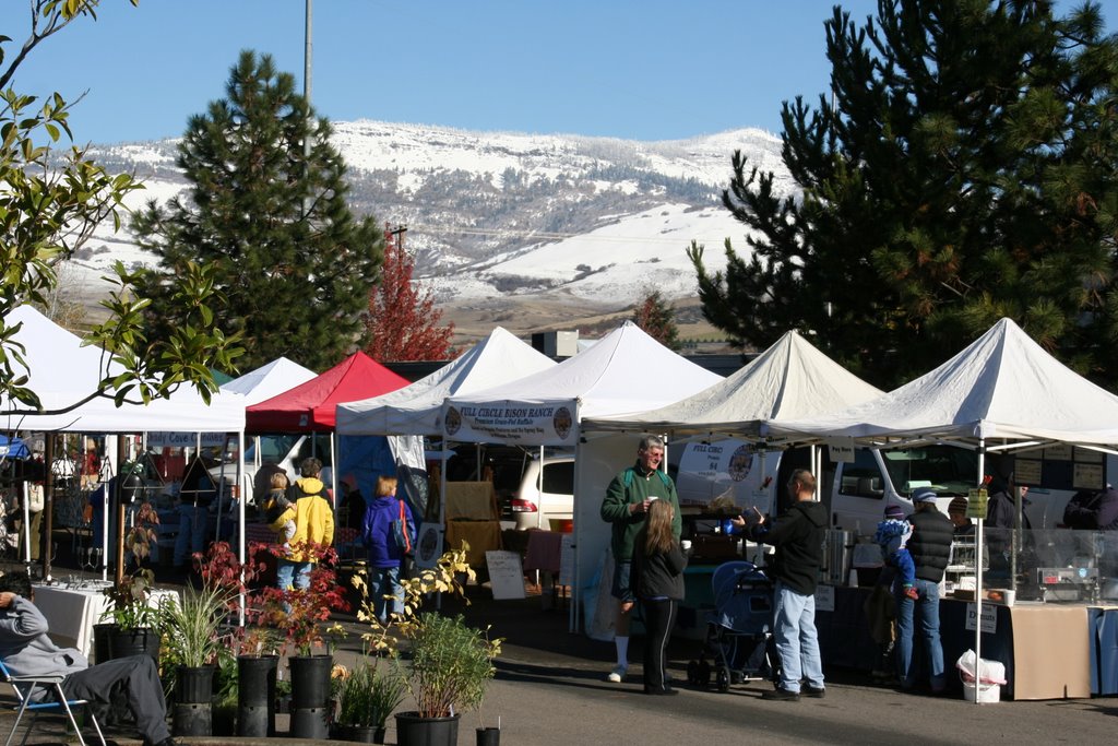 Farmers Market , Ashland by adriangstewart