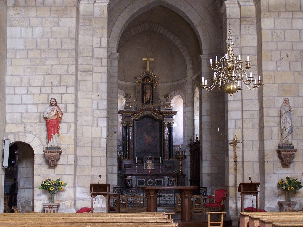 Église romane St-Aubin, Bazouges-sur-le-Loir by FGuertin