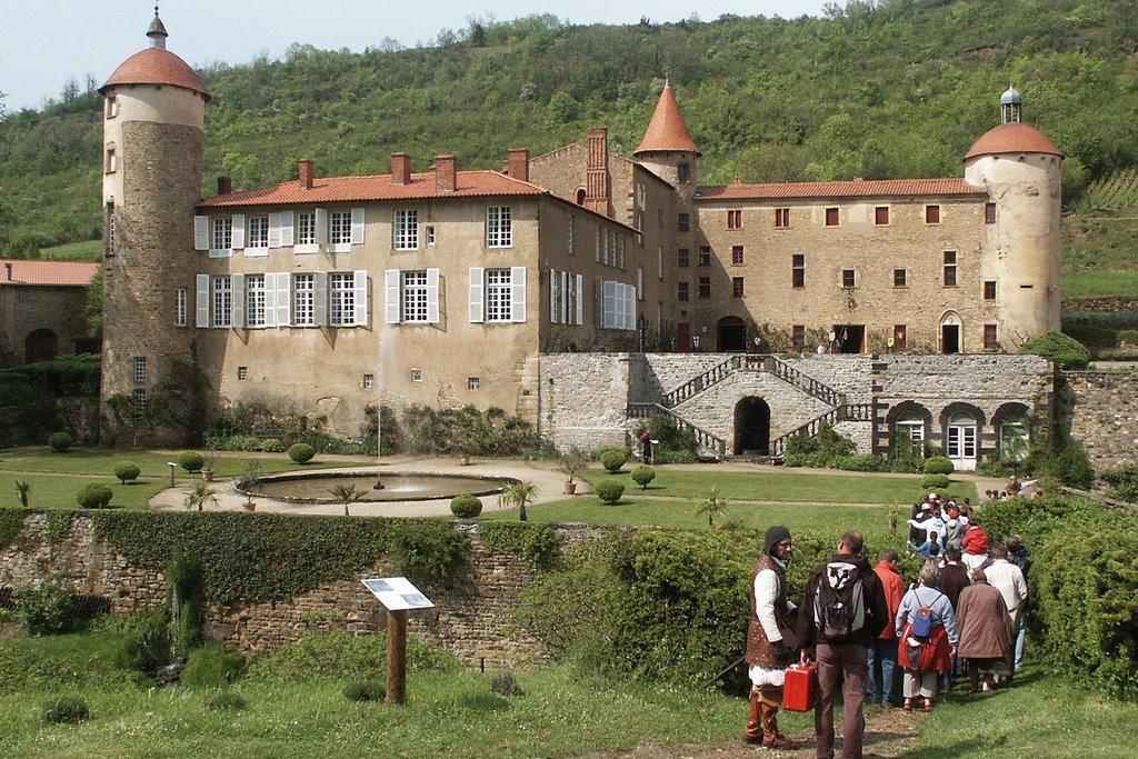 Le Château de La Batisse by CdG_OLG