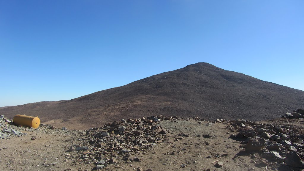 CERRO CANCHETE AL ATARDECER by AXL