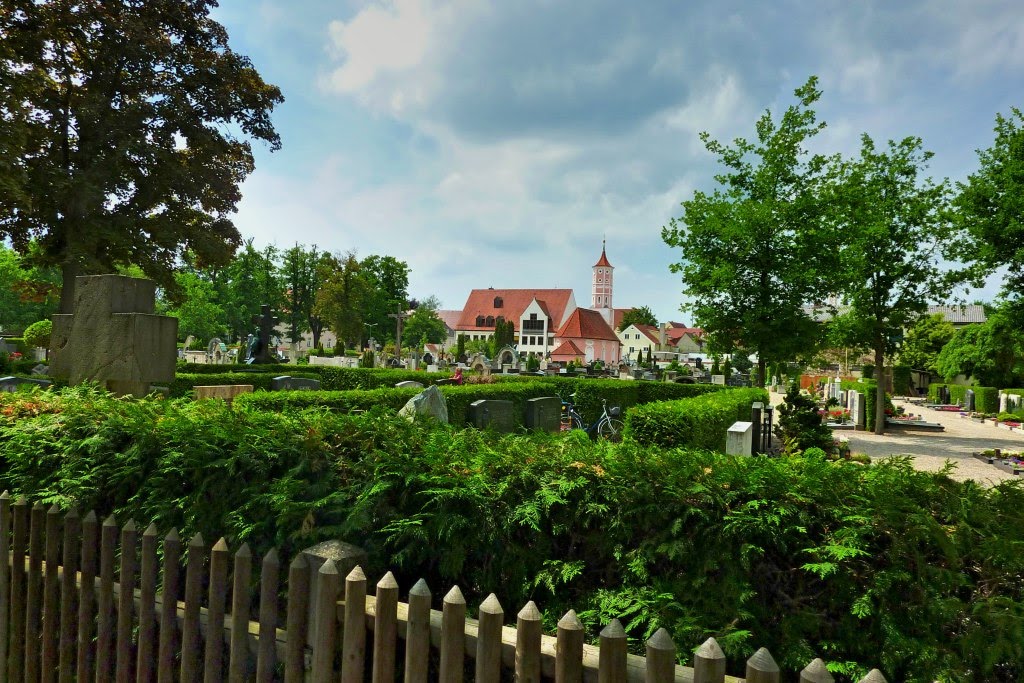 12-06-02 Aichach Alter Friedhof by bernstein-aic