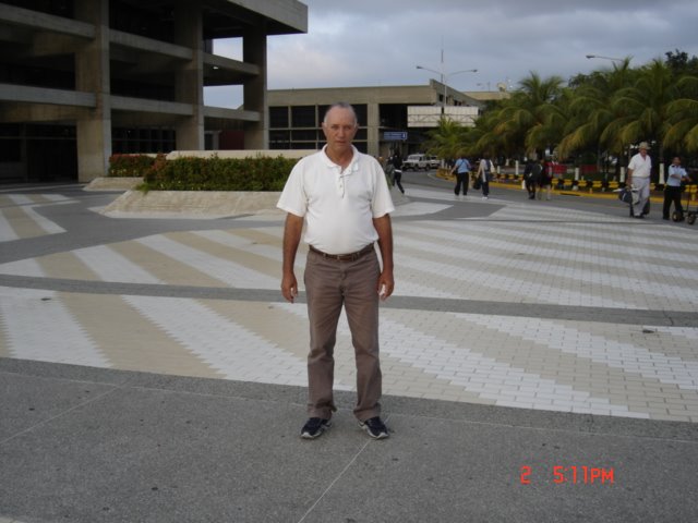 Avelino Branco - Aeroporto Marquetia - Caracas - Venezuela by Avelino Branco