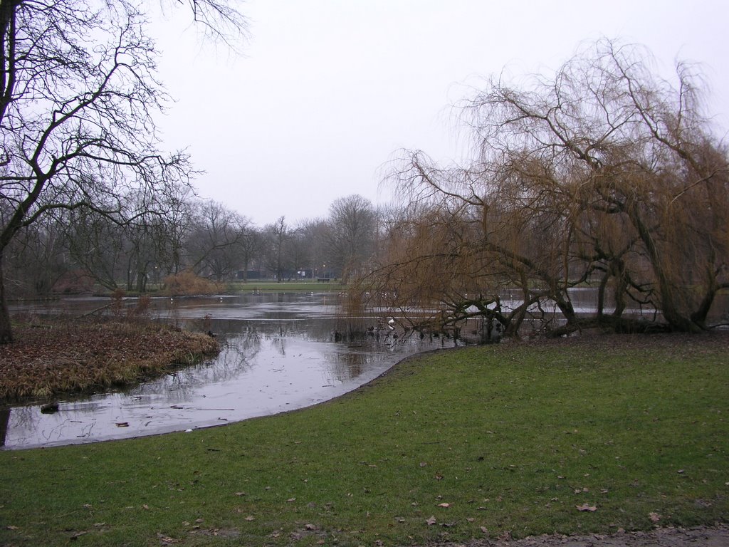 Vondelpark by jarosaspicon