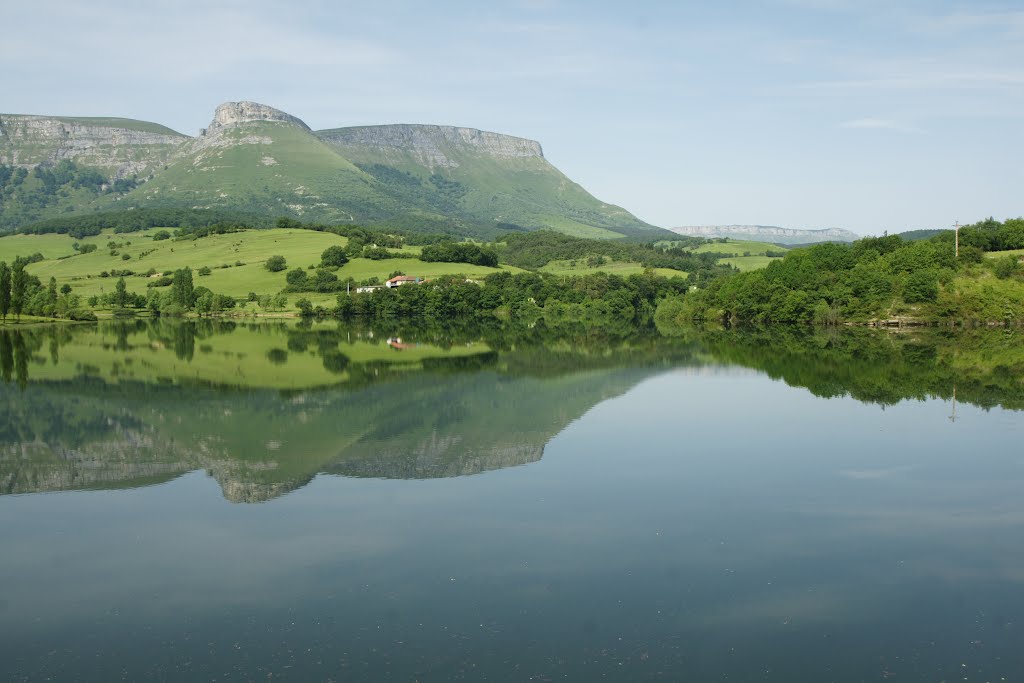 Изображения в добыче. Reflejos en la presa. by Jabrus