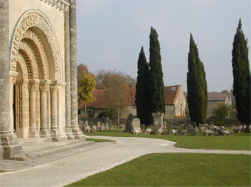 20011105 Dscn1146 eglise d'Aulnay by fpm