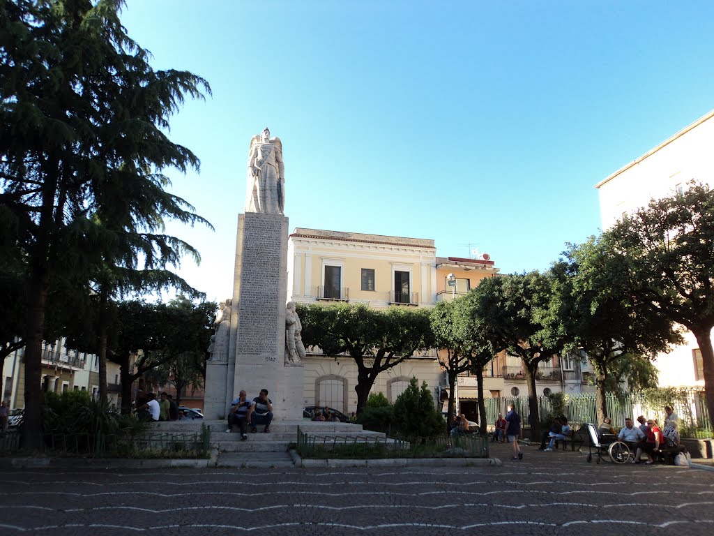 Monumento ai caduti by Geosergio