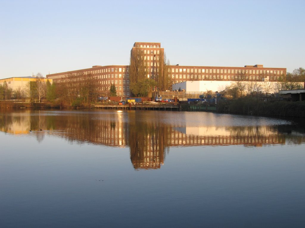 Hafen Steglitz mit Focus Mediport by svenml