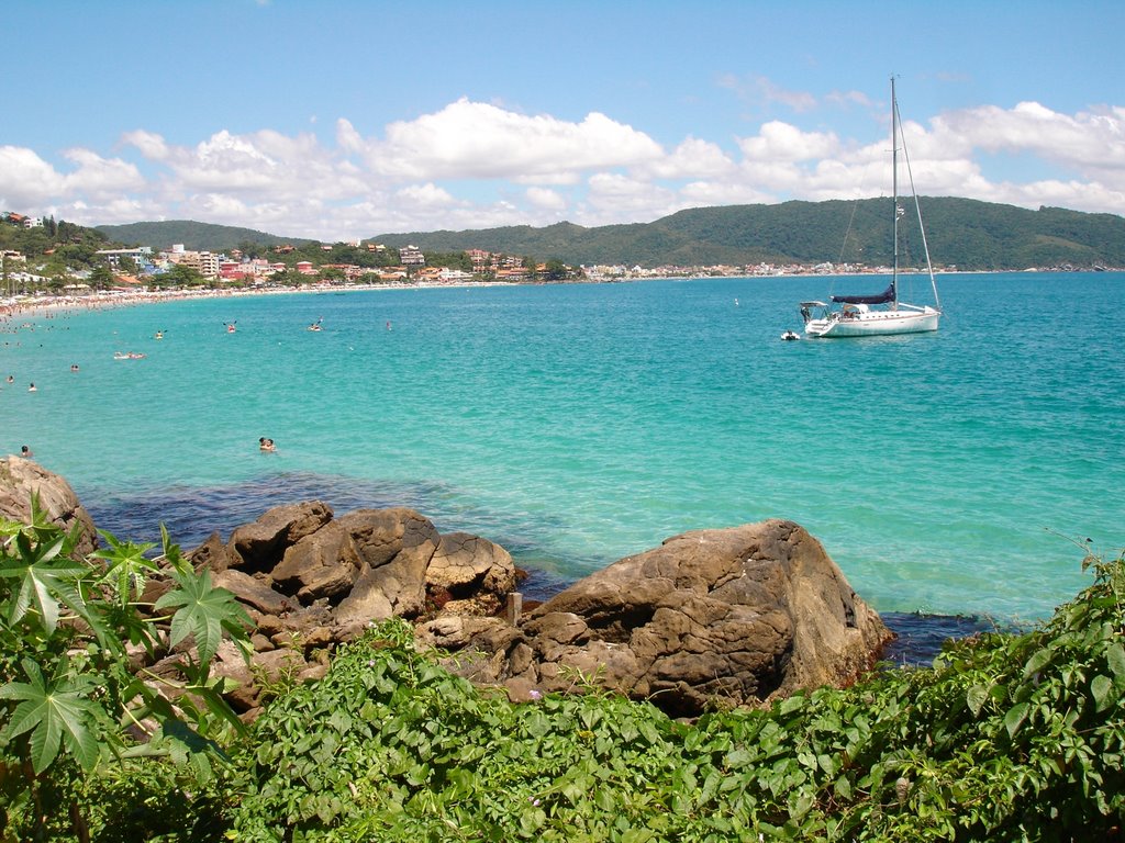 Bombinhas Beach by vandystadt